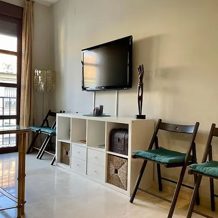 Duplex Puente-romano Apartment